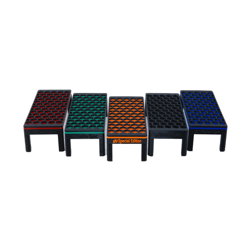 Standing frag rack V2 in 5 colours lined up side by side